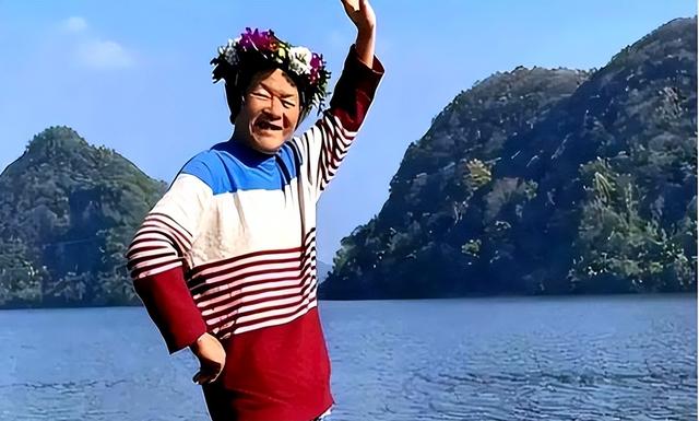 71 岁上海老太 “叛逆” 卖房自驾 9 年不归，不给亲人留一分钱引热议