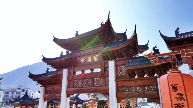 何必去远方？此间有万象！