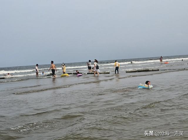 世界最宽广的是大海，拥抱大海吧，畅游大海吧，心如大海心如止水