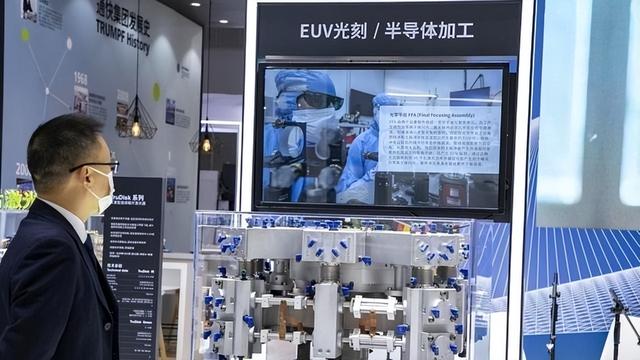 阿斯麦CEO：中国开发光刻机很努力，但想追上我们有很长的路要走