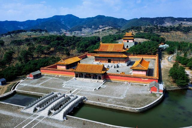 观清东陵遐思