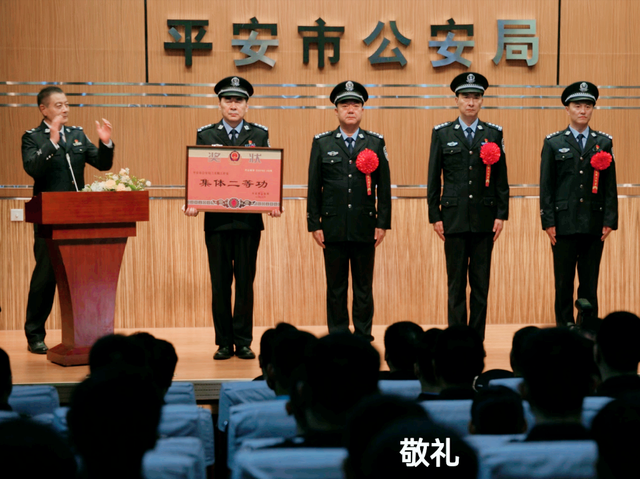 给近三年最好的10部刑侦剧排个名：《我是刑警》第5，《狂飙》第3