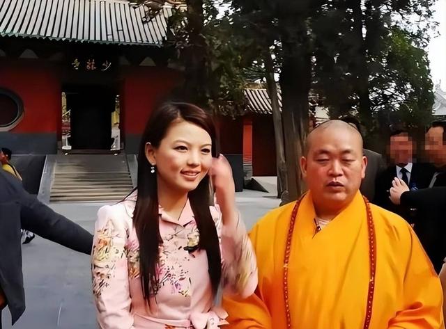 李湘不忍了！坦白与释永信的真实关系，亲吻照的真相终于大白