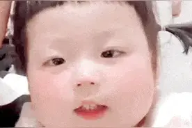 表情包：姐姐，在干嘛图片