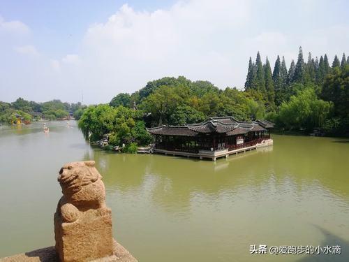 瘦西湖：一条河流的美学历险