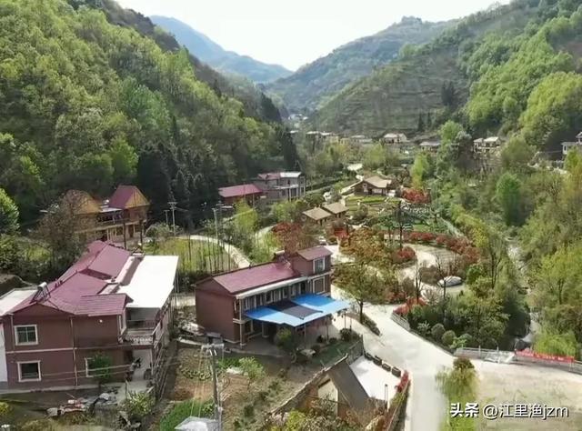 秦岭南麓的山水长卷