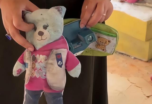 枪声里的日常：加沙家庭白天躲空袭抢粮，夜晚躲废墟帐篷忍饥寻水