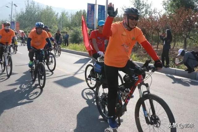 解锁峰峰元气满满的秋天