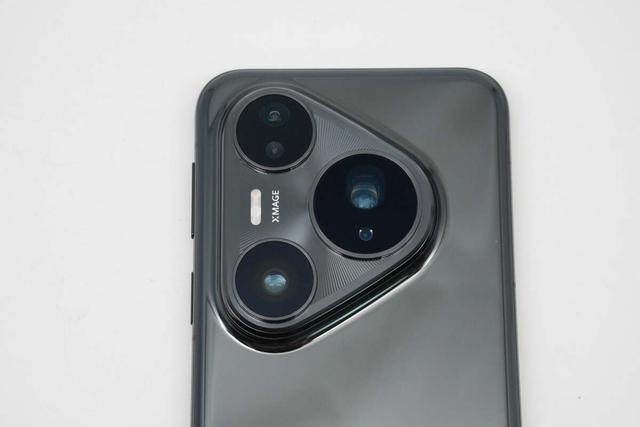 80%仅需37分钟！华为Pura 80 Pro+无线充电评测