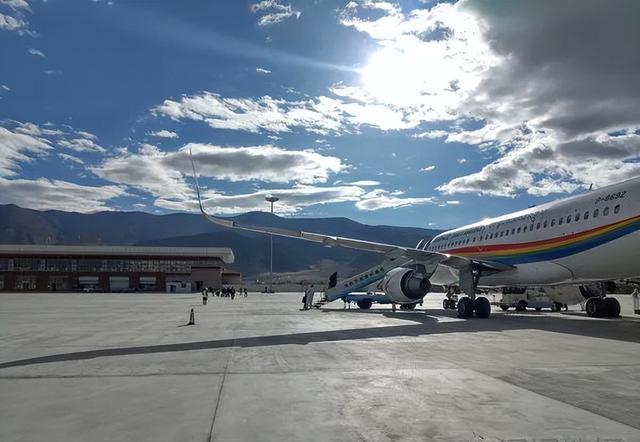 攻不了守不住，在西藏上空被印度空军足足欺负了40年的中国空军