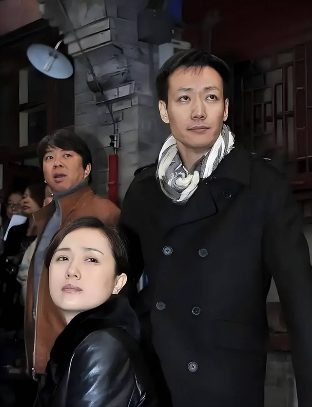 朱媛媛去世不到一年	，52岁辛柏青现身春晚彩排，恶心的一幕出现了