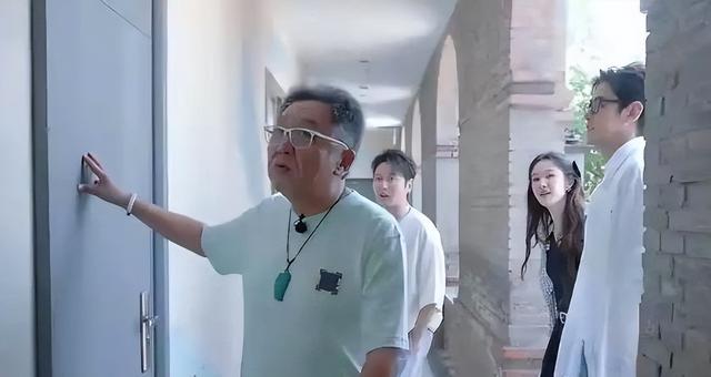 不查不知道一查吓一跳，坐拥北京60亩马场的于谦，私下到底有多壕
