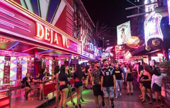 立陶宛为啥被称为“欧洲淫窟”？带你去瞧瞧这个可悲的中欧小国