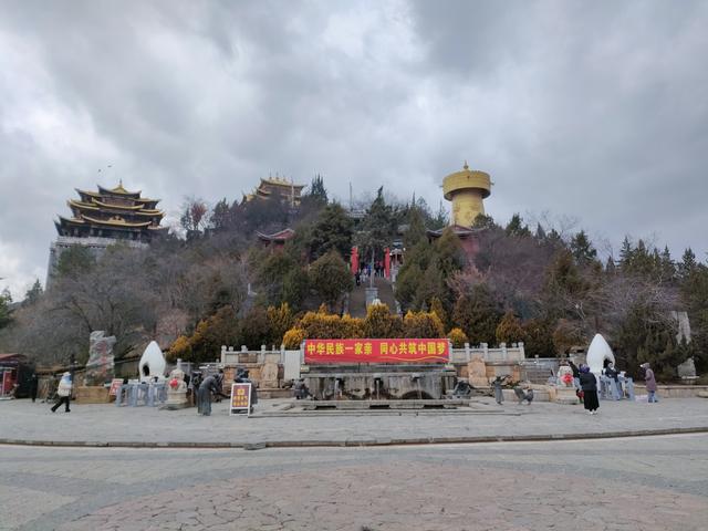 转最大的经筒