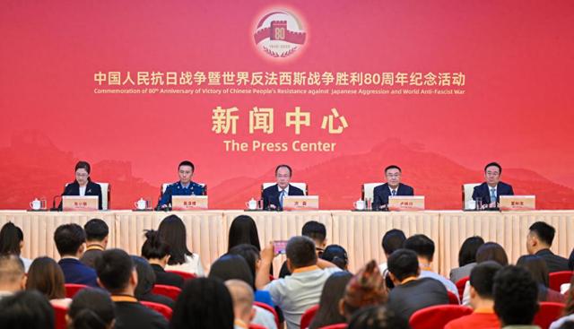 九三阅兵嘉宾名单出炉，38个国家爽快赴约，遗憾有两位该来不来