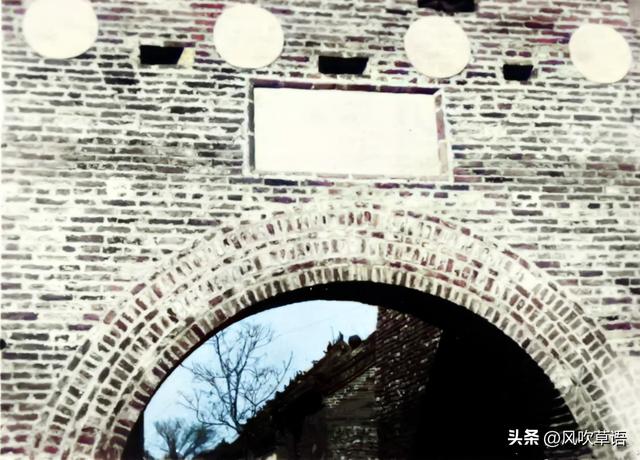 1939年，河南新乡原阳县原武镇：古老的玲珑塔，装神弄鬼的鬼子兵