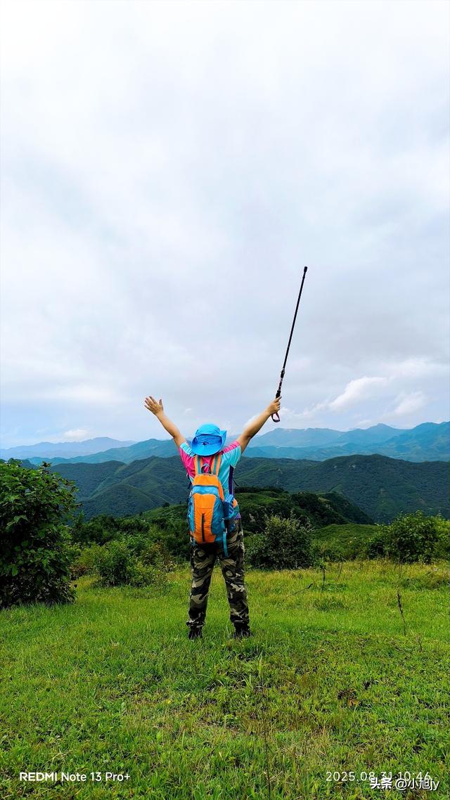 雨后徒步辽阳梨花峪，云雾缭绕｜木栈道、山地草甸、网红秋千