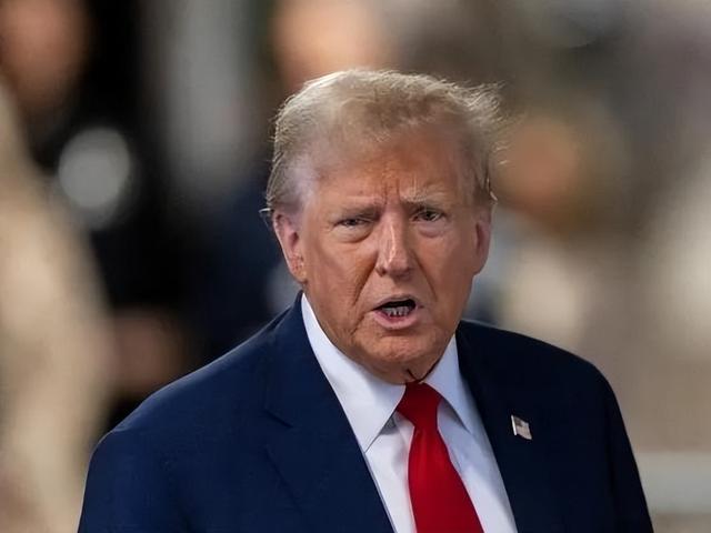 要求乌撤军，做领土让步，泽连斯基看穿了：美国就是希望换掉自己