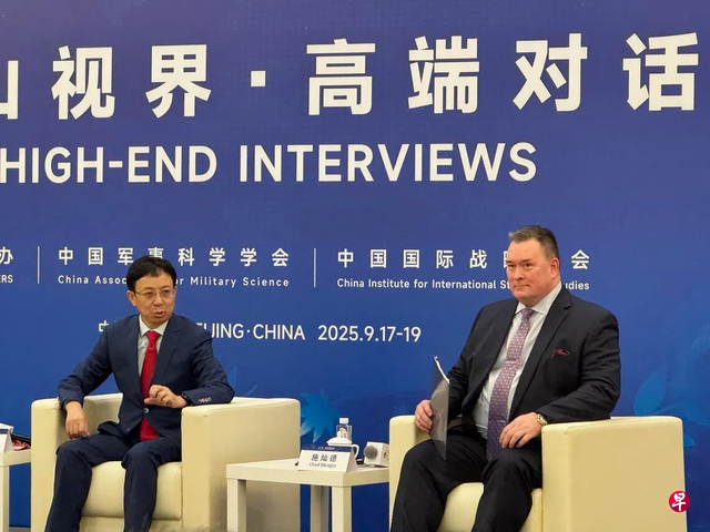 来到中国的主场	，美方当着解放军的面保证，五角大楼会尽全力避战