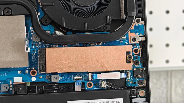 R9 8945HX同阶无敌 暗影精灵11锐龙版评测 更强大的RTX5060游戏本