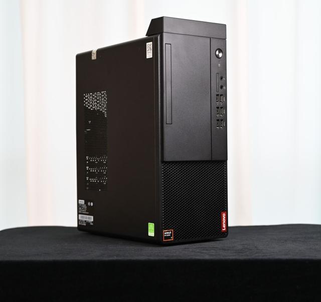 成本与效率的平衡：锐龙7 8700G与i7-14700谁更胜一筹？