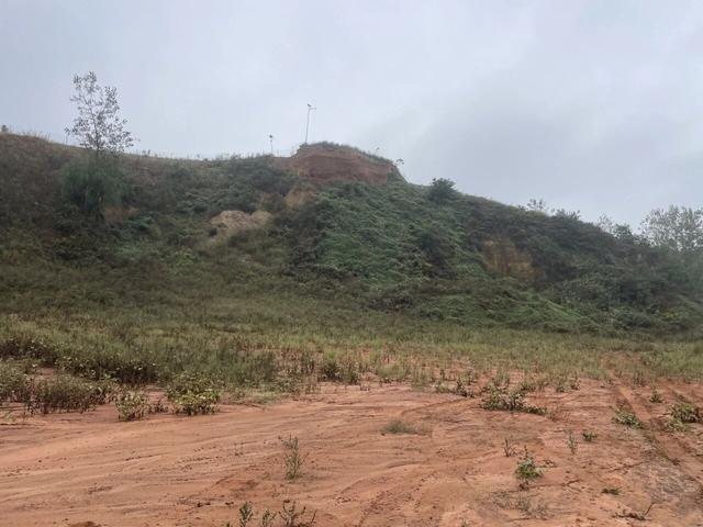 骑游探访六合北横山丹霞地貌