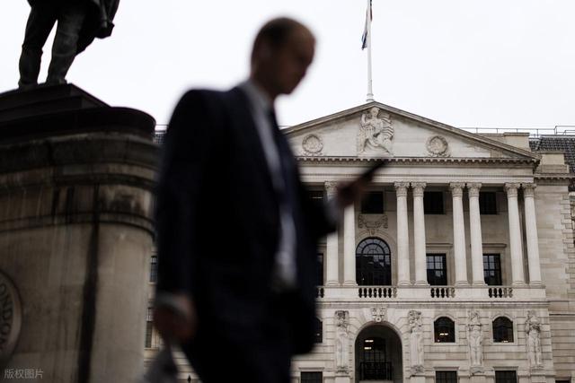 英国养老基金抛售美股释放何信号