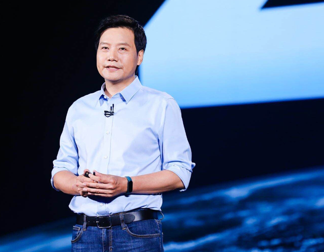 董明珠没想到，雷军受邀观礼阅兵半月多，竟再次令所有人刮目相看