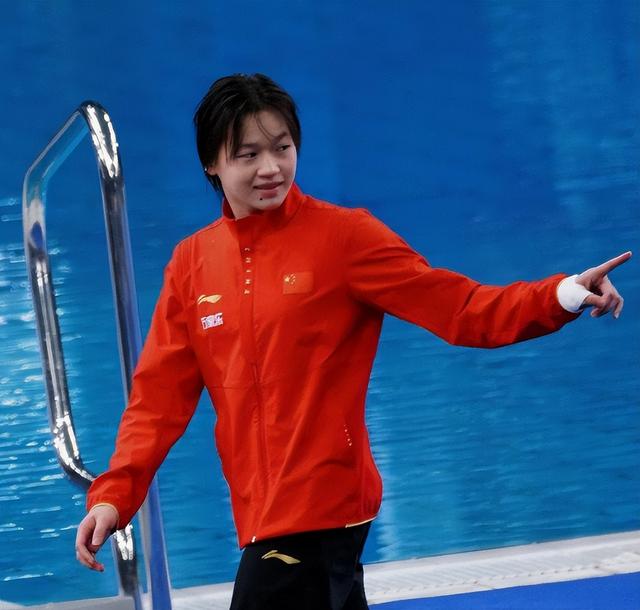 豪宅风波升级！专家建议拆除全红婵雕像，樊振东的话终于有人信了