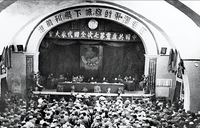 伟人去世十年后的1986年，薄一波预言：以后毛主席的地位还会更高