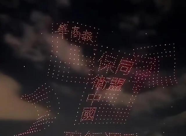 九三大阅兵倒计时2天！香港突传“炸裂”消息，场面十分震撼