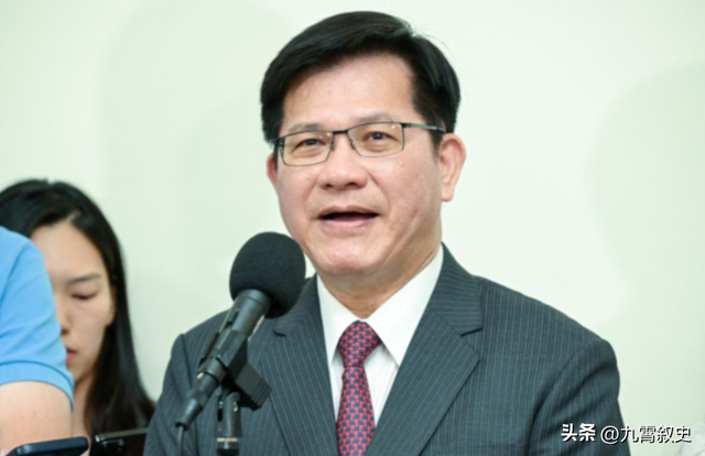 菲律宾严重侵犯中国红线，中方警告话音未落，南部战区已经出手了