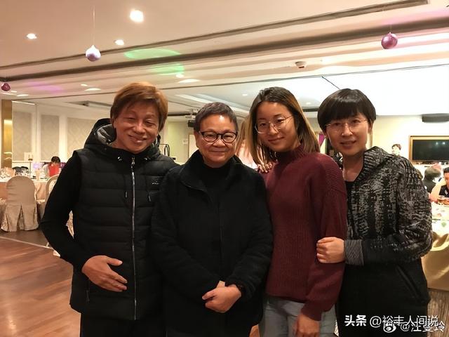 曝梁小龙去世过程！凌晨两点半胸口痛，下午抢救不及	，儿女在澳洲