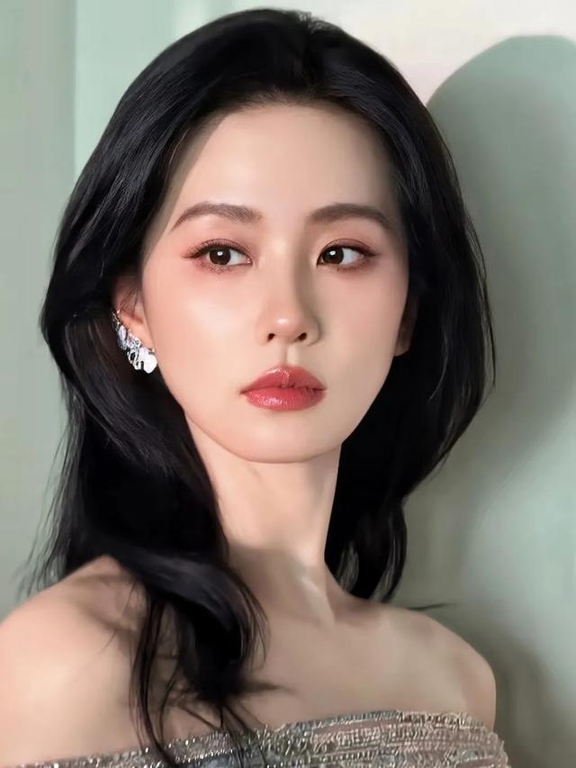 嘴唇最性感的15位女星，到底有多撩人？辛芷蕾令人惊艳