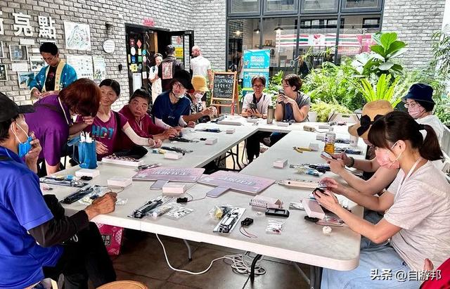 台中旧城巡礼～电子街商圈X绿川水岸半日游，找零件、跳乌龟