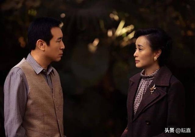 “把名字藏进黑暗”的谍战传奇！《沉默的荣耀》掀起全民追剧狂潮