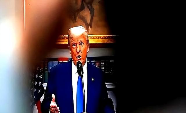 美媒曝光绝密录音，特朗普罕见默认、中国敢动手，北京寸土不留？