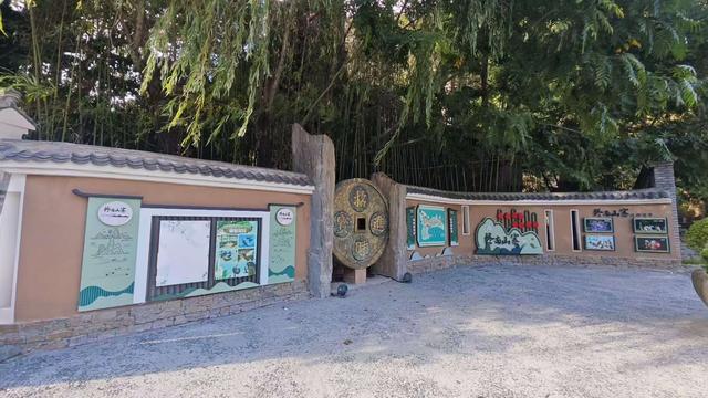 赏秋秦岭，摩旅商洛（13）打卡牛背梁、狂奔G211国道，住宿广货街