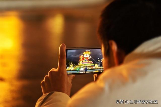 新手机到手！15个设置马上做！隐私续航效率一步到位，用三年不卡