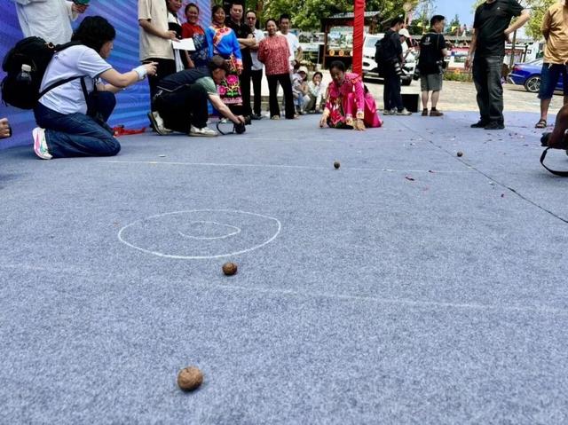 奔赴南宝山羌年庆典，邂逅“云上民族”的千年浪漫