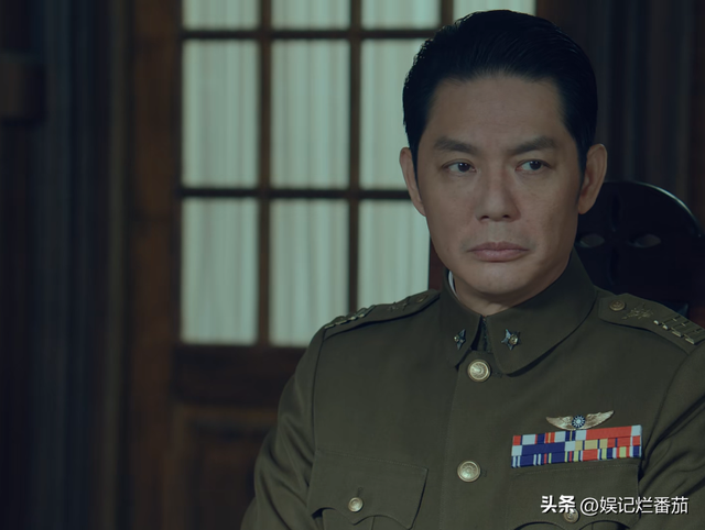 《沉默的荣耀》让观众不满的，不是曾黎和隆妮，而是被爆出轨的他