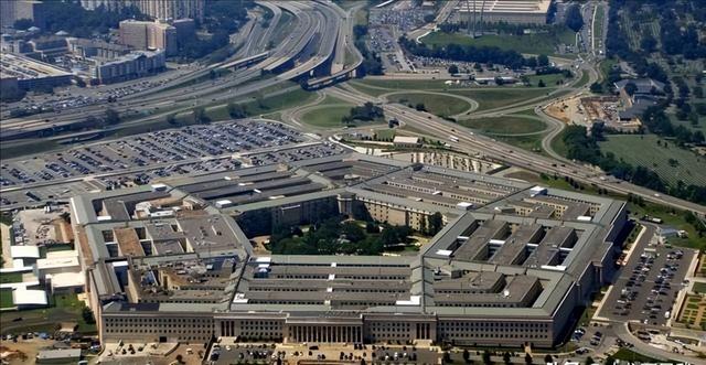 20亿美元改个名，五角大楼的账单藏着啥，美国符号政治比枪炮贵？