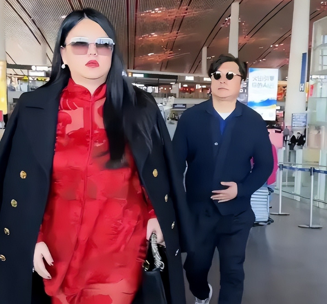 全网封禁仅7天，李湘"私生活"被扒，原来她从不像表面那么简单