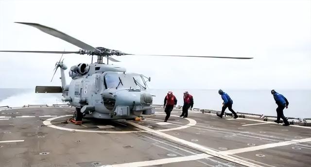 美军坠机还未打捞，中国又划下禁航区，特朗普还坐得住吗？