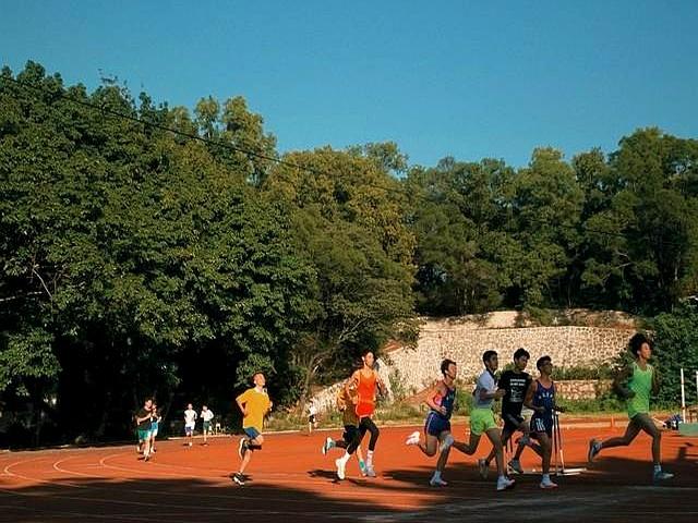 跑步别再死磕5分配速还是6分配速了