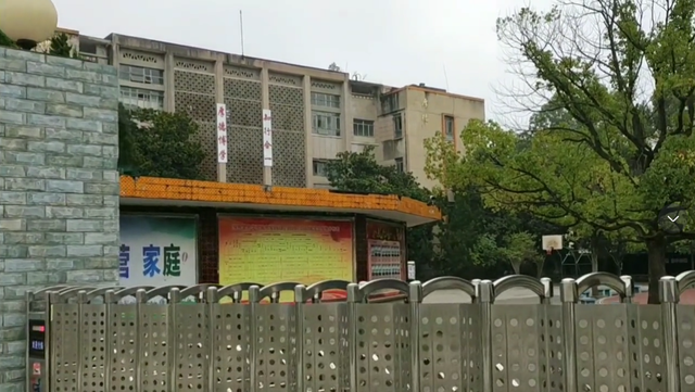 贵州令人惋惜的兵工厂，规模宏大戒备森严，绝密车间沦为藏酒洞