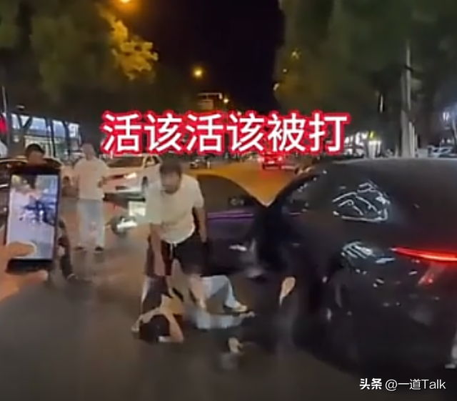 杭州男子暴打情夫后续！猛踹私处，妻子跪地求饶，猛料被扒是惯犯