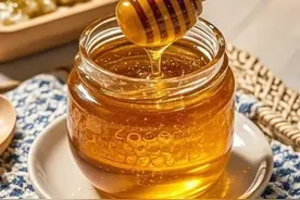 蜂蜜的6个正确吃法，99%的人都吃错了图片