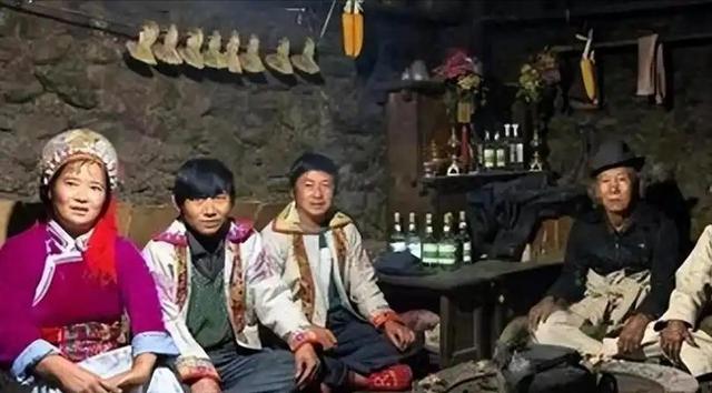 四川最后一个伙婚村落，一个女人可同时嫁多个男人，他们怎么生活