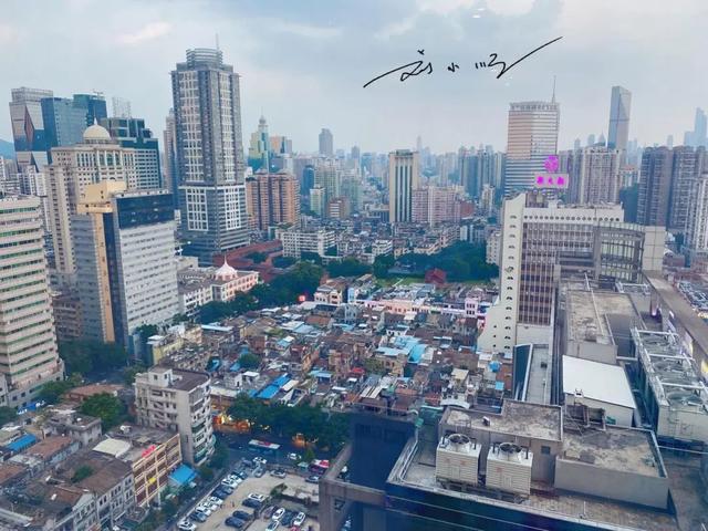 最具争议的“一线城市”：一边被说在衰落，一边又被很多人看好？